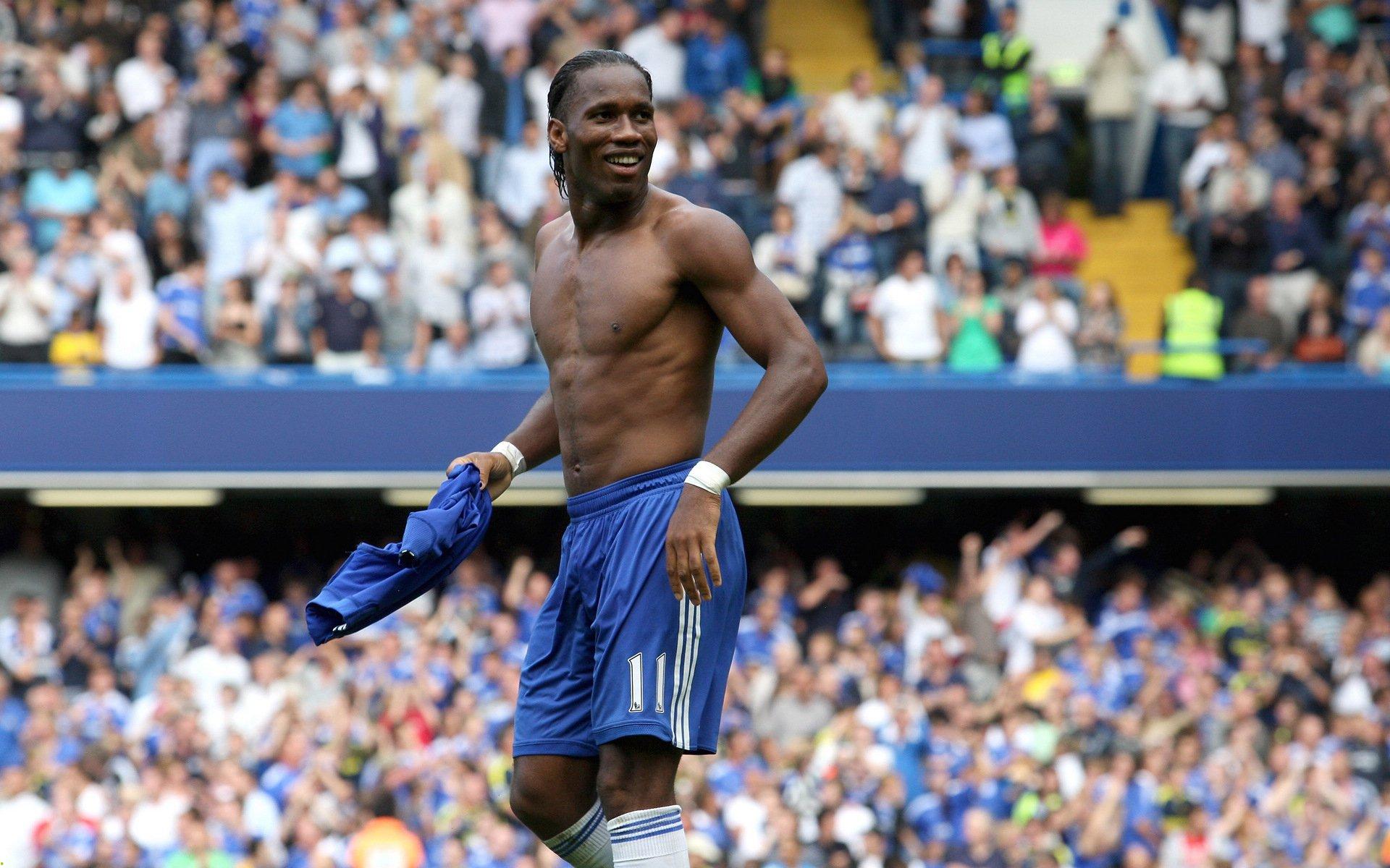 姆巴佩梅开二度助巴黎圣日耳曼逆转取胜 法甲争冠悬念再起